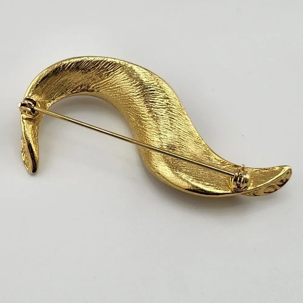 Modernist Swirl Brooch Pin Vintage Textured Gold Tone Classic‎ Look